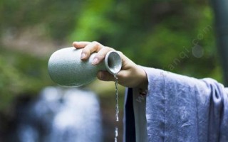 将进酒 李白 全诗（将进酒原文及翻译李白）