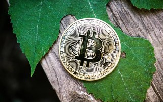 比特币最新价格（时隔一年半，比特币交易价格再次站上40000美元）