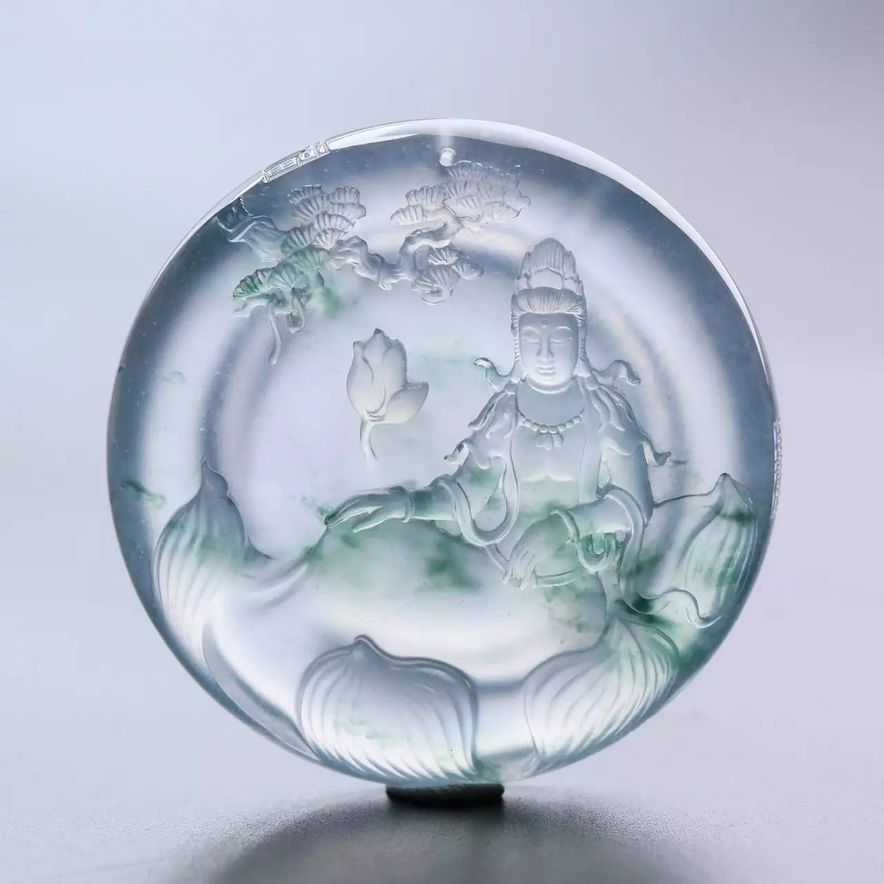 翡翠原石只有缅甸?同样种水的翡翠，它凭什么要贵上这么多？ -第4张图片-阔酒网