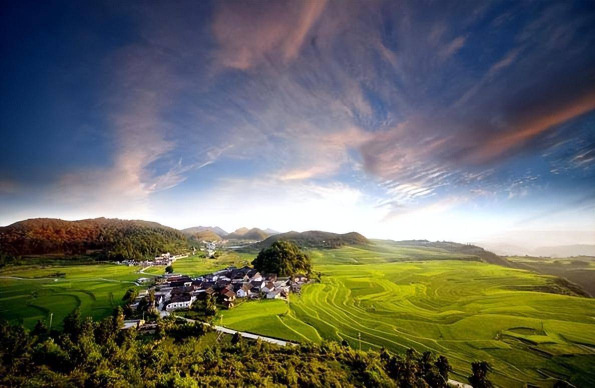避暑胜地有哪些?夏天旅游去哪里 ，10大绝美避暑胜地-第5张图片-阔酒网