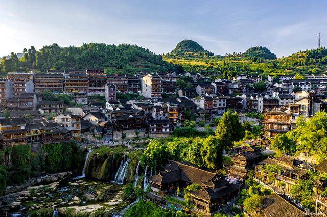 贵州旅游景点推荐:贵州详细旅游攻略,贵州10个必去景点,看完再出发 -第3张图片-阔酒网