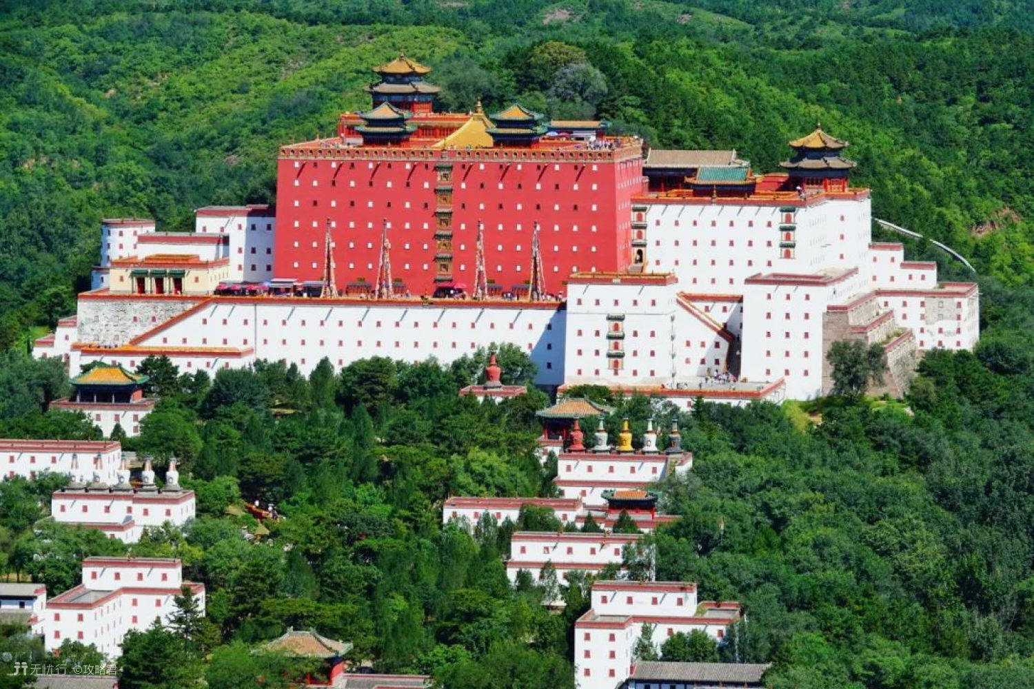 避暑胜地有哪些?炎热夏日十大绝美避暑胜地，你最想去哪一处？ -第39张图片-阔酒网