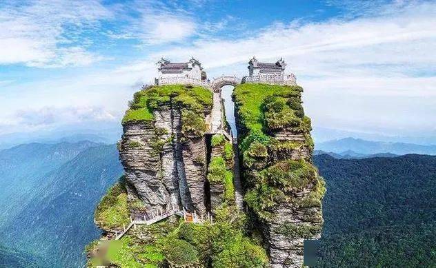 贵州旅游景点推荐:贵州10个最佳旅游景点，贵州自驾游必去好玩的地方~ -第5张图片-阔酒网